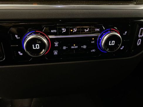 Used 2026 GMC Sierra 1500 Elevation image 18