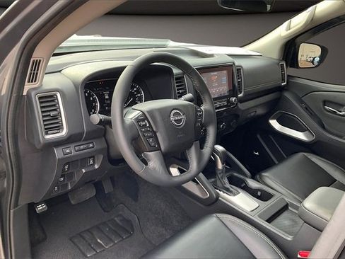 Certified 2024 Nissan Frontier SL w/ Technology Package image 12