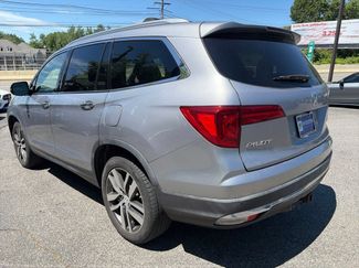 Used 2017 Honda Pilot Elite video 2