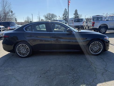 Used 2017 Alfa Romeo Giulia Ti w/ Leather Package image 6