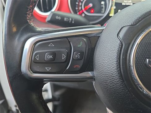 Used 2022 Jeep Gladiator Rubicon w/ Cold Weather Group image 19