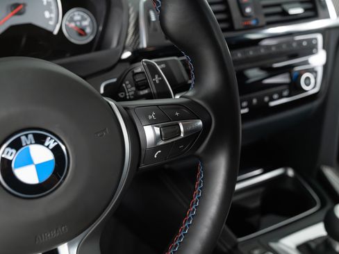 Used 2018 BMW M3 RWD image 36