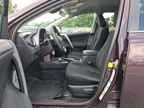 Used 2018 Toyota RAV4 LE w/ All Weather Liner Package AWD/4WD image 15