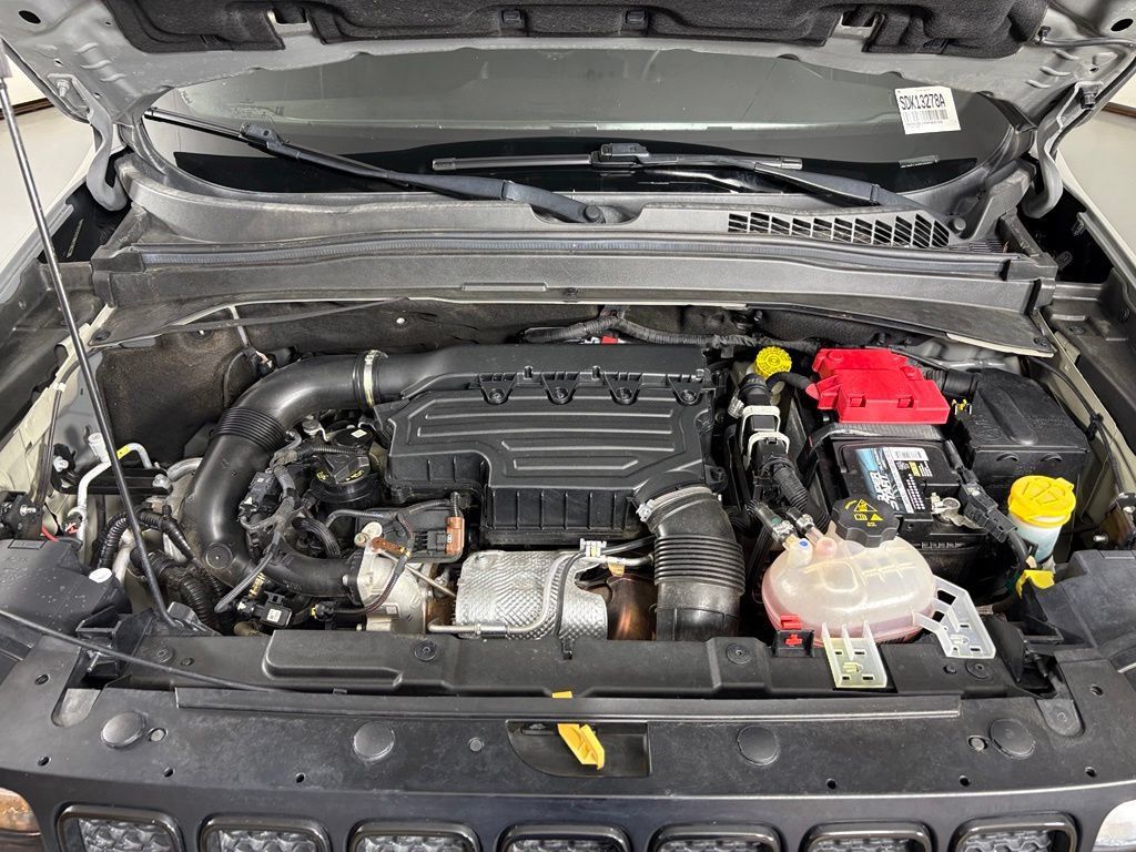 Used 2022 Jeep Renegade Altitude AWD/4WD image 41