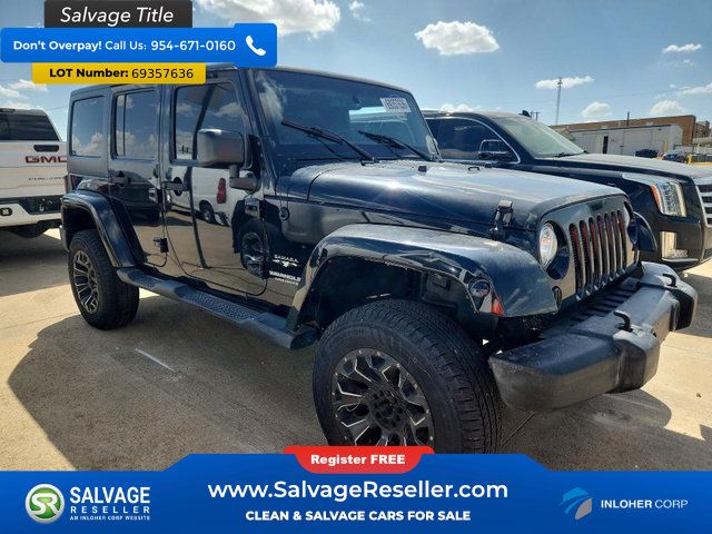 Used 2017 Jeep Wrangler Unlimited Sahara w/ Connectivity Group AWD/4WD image 5