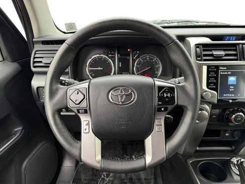 Used 2023 Toyota 4Runner TRD Sport w/ Technology Package AWD/4WD image 12