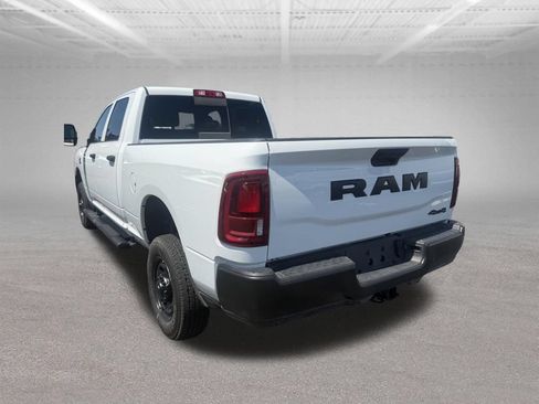 Used 2025 RAM 2500 Tradesman w/ Safety Group AWD/4WD image 8