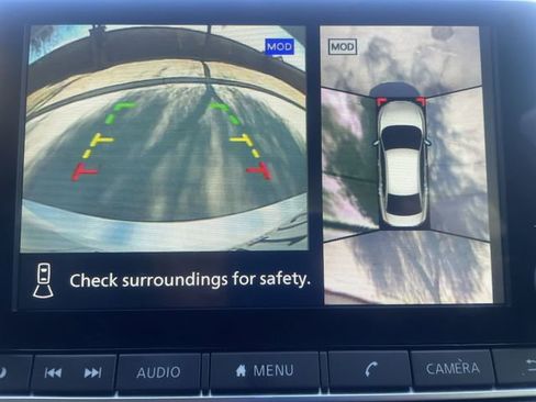 Used 2023 Nissan Sentra SR w/ SR Premium Package image 14