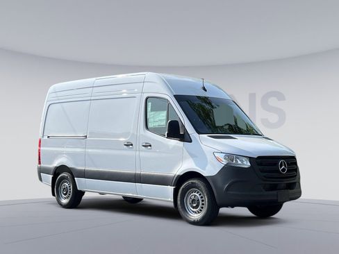 New 2025 Mercedes-Benz Sprinter 2500 image 8