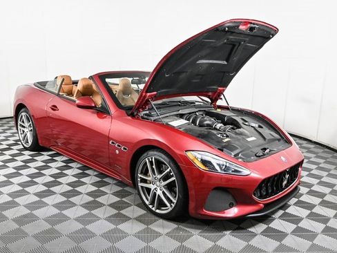 Used 2018 Maserati GranTurismo Sport image 34