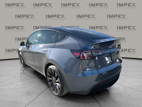 Used 2023 Tesla Model Y Long Range image 3