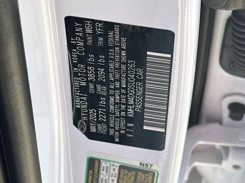 Certified 2025 Hyundai Elantra Sport FWD image 34