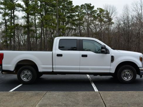 Used 2019 Ford F250 XL w/ Power Equipment Group image 4