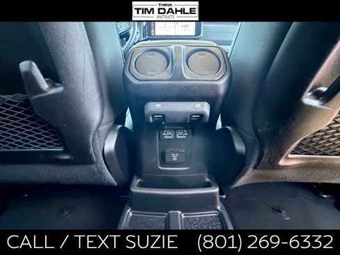 Used 2024 Jeep Wrangler Unlimited Rubicon 4xe AWD/4WD image 17