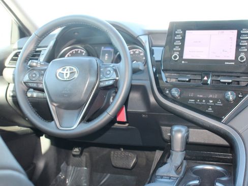 Certified 2024 Toyota Camry SE image 23