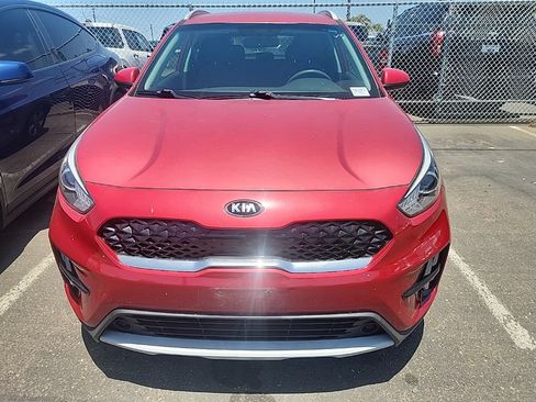 Used 2021 Kia Niro LX FWD image 2
