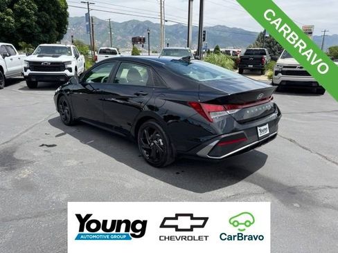Used 2026 Hyundai Elantra Sport FWD image 5