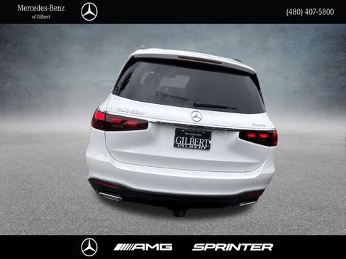New 2026 Mercedes-Benz GLS 580 4MATIC image 5