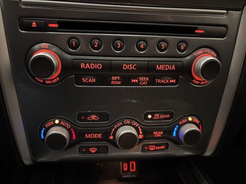 Used 2019 Nissan Pathfinder SL w/ SL Premium Package image 21