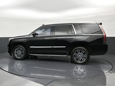 Used 2019 Cadillac Escalade 2WD image 2