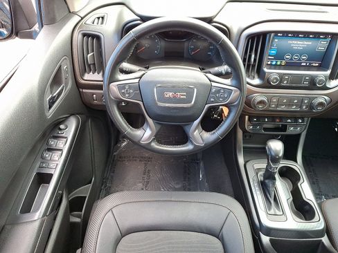 Used 2022 GMC Canyon AT4 image 11