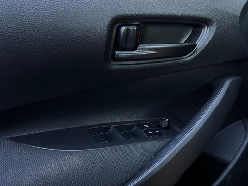 Used 2025 Toyota Corolla LE image 19