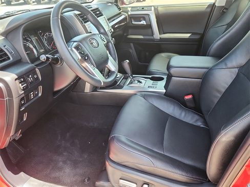 Used 2022 Toyota 4Runner Limited image 7