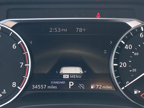 Used 2025 Nissan Rogue SV image 16