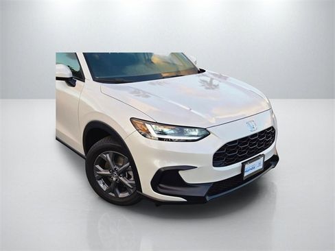 New 2026 Honda HR-V LX image 3