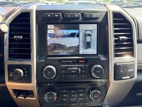 Used 2018 Ford F250 Lariat w/ Lariat Ultimate Package image 27