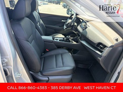 Certified 2023 Nissan Rogue SV w/ SV Premium B Package AWD/4WD image 30