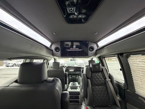 Used 2022 Chevrolet Express 2500 Extended w/ Enhanced Convenience Package RWD image 22
