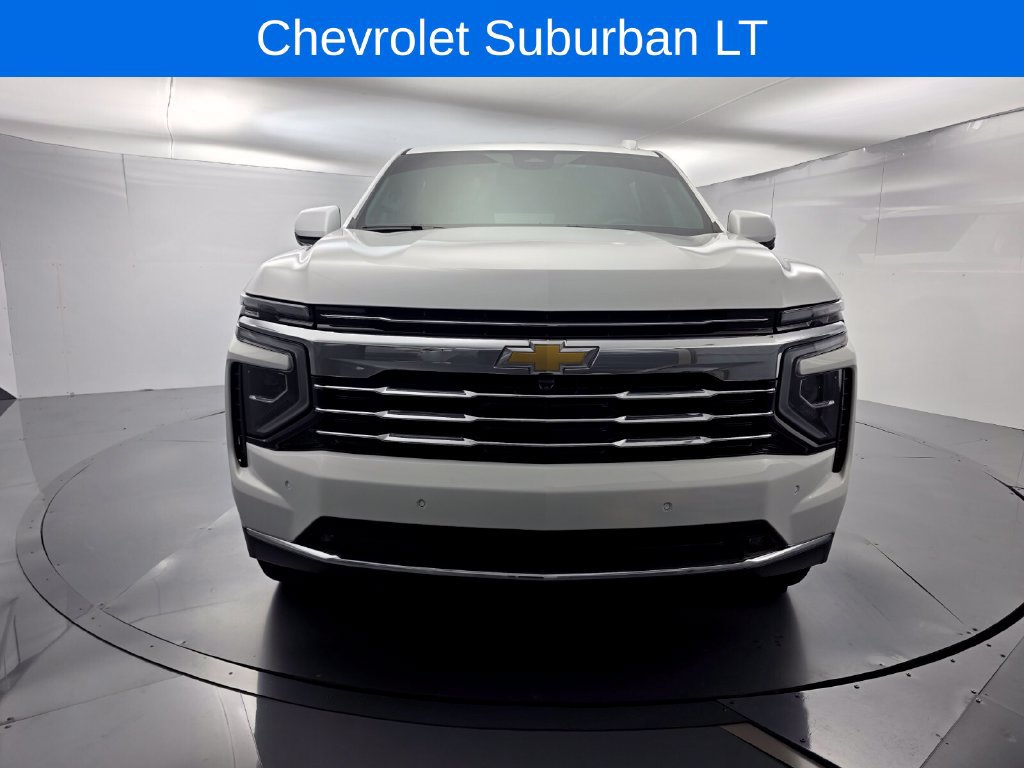 Used 2025 Chevrolet Suburban LT w/ Comfort Package RWD image 2
