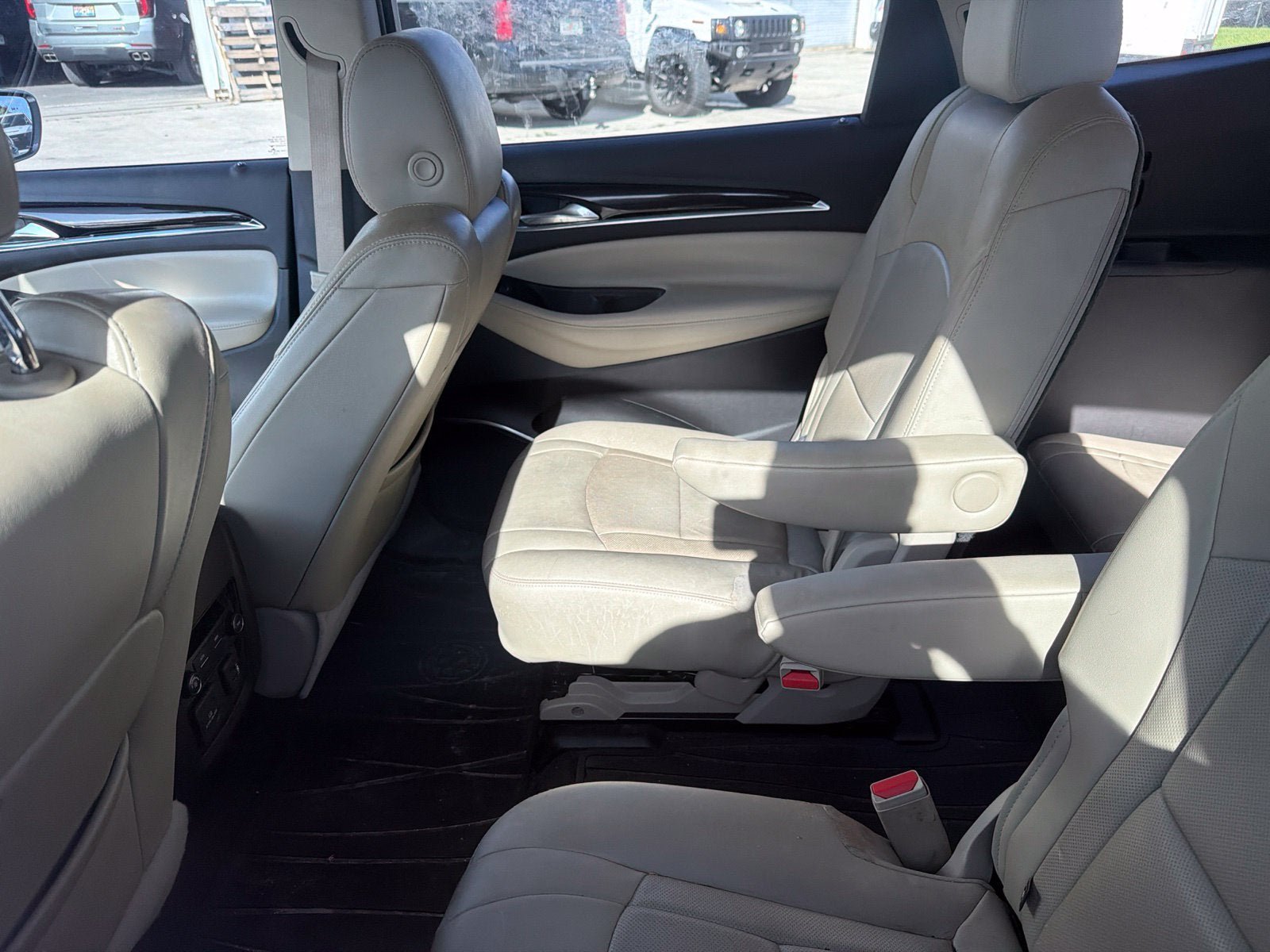 Certified 2019 Buick Enclave Essence FWD image 6