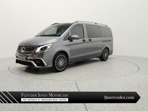 Used 2022 Mercedes-Benz Metris Passenger image 1