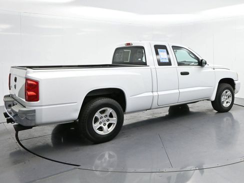 Used 2006 Dodge Dakota SLT image 7