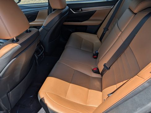 Used 2017 Lexus GS 350 F Sport RWD image 2
