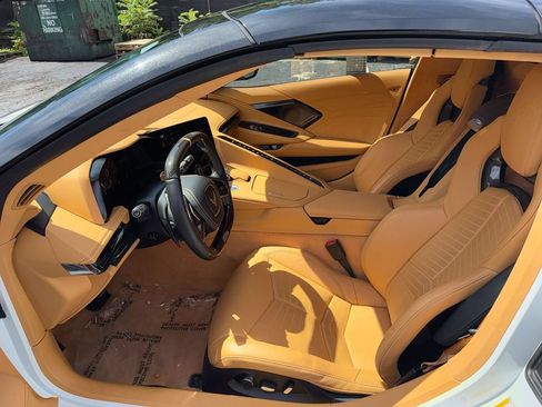 Used 2024 Chevrolet Corvette Z06 RWD image 13