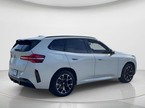 Certified 2026 BMW X3 xDrive30i w/ M Sport Package AWD/4WD image 8