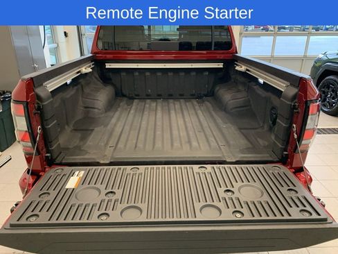 Used 2023 Nissan Frontier PRO-4X w/ Pro-4X Premium Package image 17