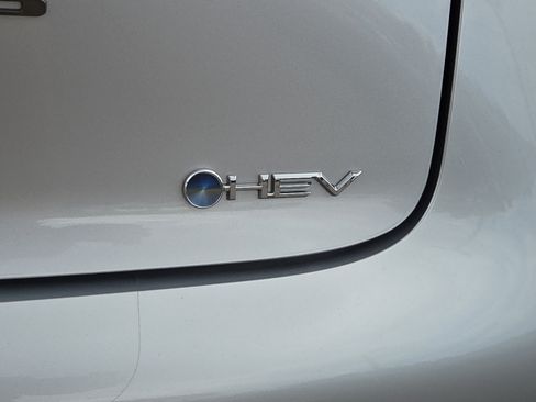 Certified 2025 Toyota Prius Limited FWD image 33