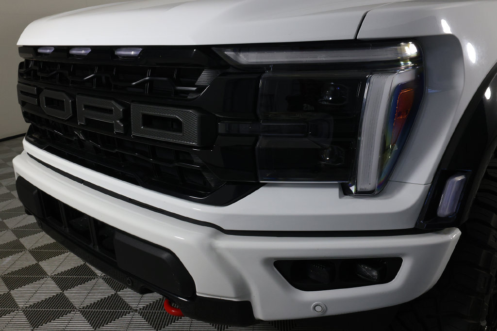 Used 2026 Ford F150 Raptor AWD/4WD image 39
