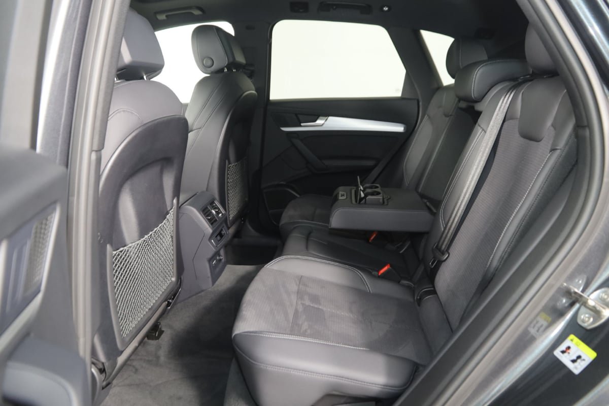 Used 2025 Audi Q5 e Premium Plus AWD/4WD image 41