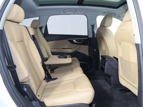 Used 2021 Audi Q7 3.0T Prestige w/ Prestige Package image 15