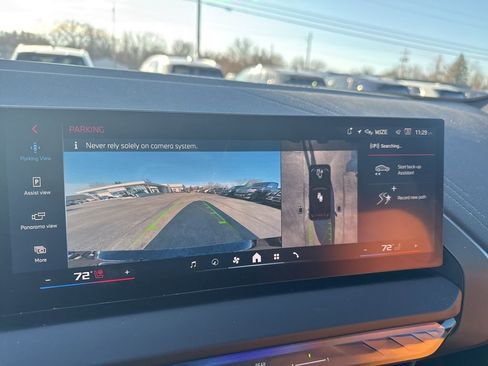 Used 2025 BMW X3 M50 w/ Premium Package image 17