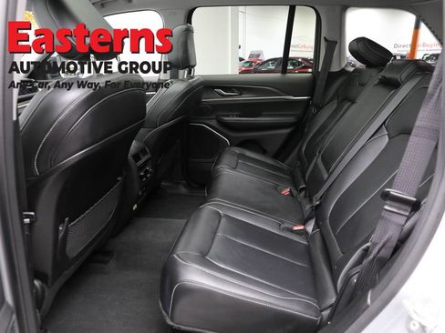 Used 2022 Jeep Grand Cherokee Limited 4xe AWD/4WD image 24