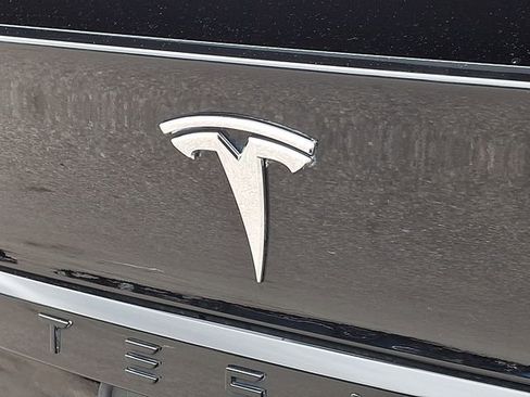 Used 2023 Tesla Model X AWD/4WD image 33