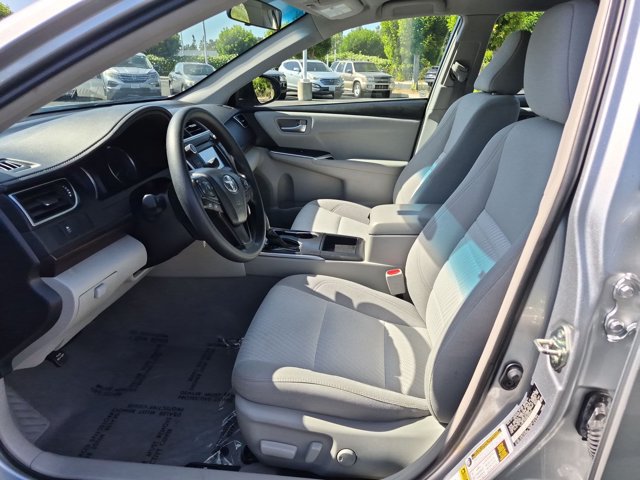 Used 2016 Toyota Camry LE FWD image 15
