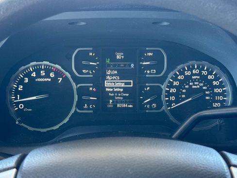 Used 2021 Toyota Tundra SR5 RWD image 22