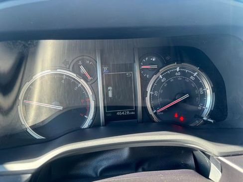 Used 2022 Toyota 4Runner TRD Sport w/ Technology Package AWD/4WD image 5